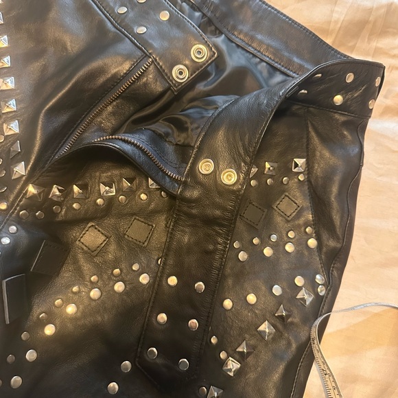 Leather studded shorts custom - Picture 9 of 9
